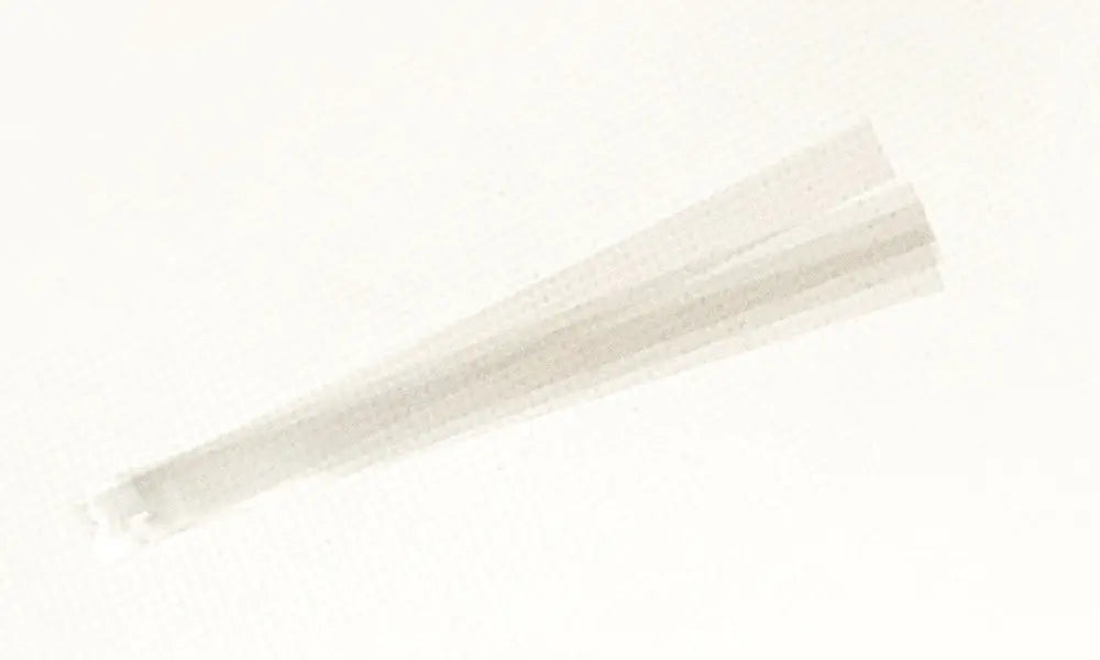 REPAIRLUX® Foliestripe transparent 10×125 mm for modellering ved lysherding. Profesjonelt verktøy for presis påføring av REPAIRLUX® fyllere.