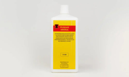 Vedlikeholdslakk Universal 1 liter for oppfriskning av lakkerte treoverflater. Enkel påføring med svamp. Beskytter og fornyer glansen.